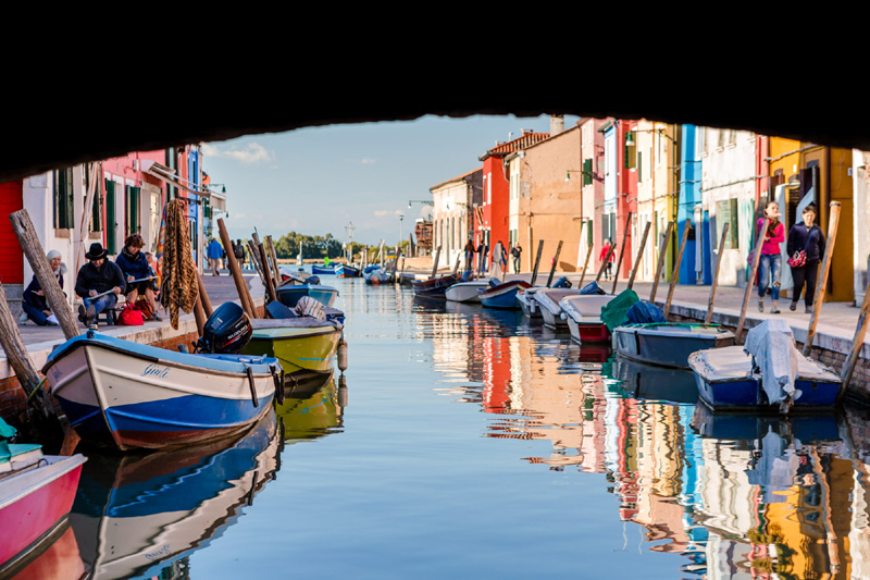 Burano, la guida del mese